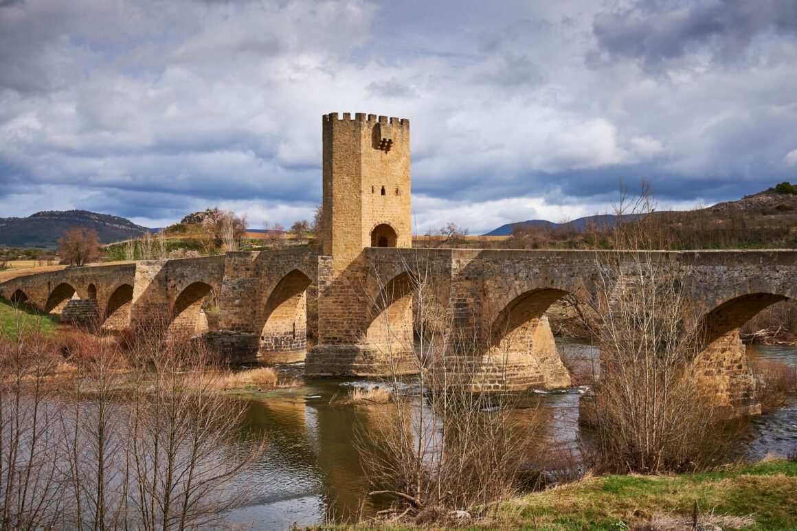 Puente medieval de Frías - © Javier García Blanco